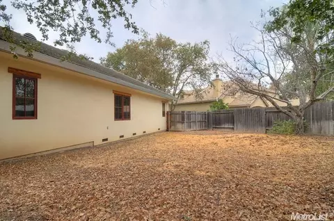 3136 Garfield Ave, Carmichael, CA 95608 photo 25