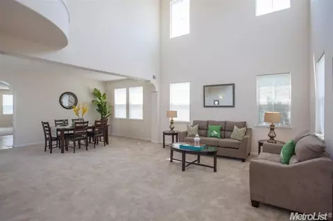 262 Diego Ln, Tracy, CA 95377 photo 3