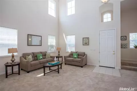 262 Diego Ln, Tracy, CA 95377 photo 4