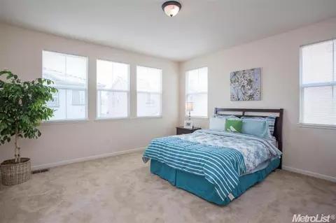 262 Diego Ln, Tracy, CA 95377 photo 18