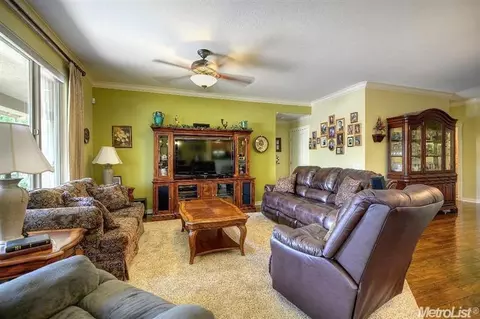 2958 Coopers Hawk Loop, Lincoln, CA 95648 photo 6