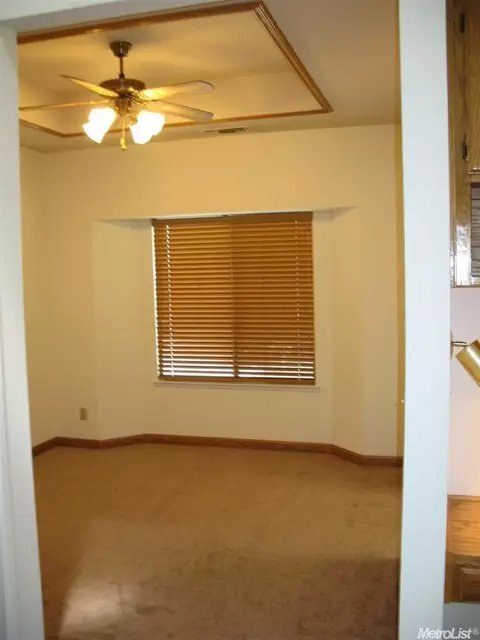 1300 Edwin Ct, Modesto, CA 95355 photo 6