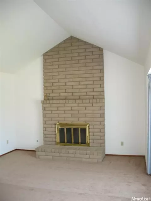 1300 Edwin Ct, Modesto, CA 95355 photo 10