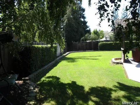 1300 Edwin Ct, Modesto, CA 95355 photo 24
