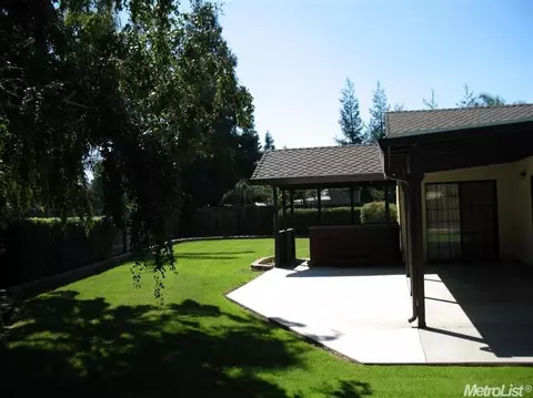 1300 Edwin Ct, Modesto, CA 95355 photo 21