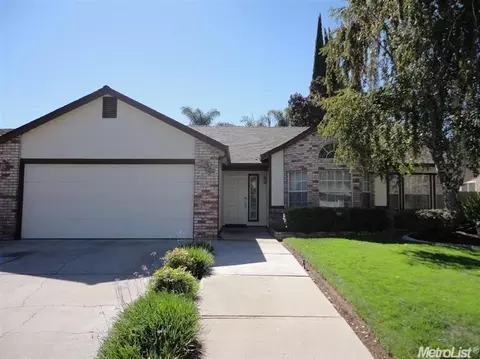 2004 E Rumble Rd, Modesto, CA 95355 photo 1