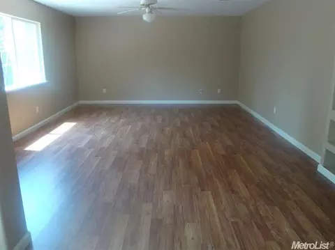 1106 Aristocrat Dr, Ceres, CA 95307 photo 5