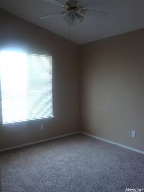 1106 Aristocrat Dr, Ceres, CA 95307 photo 18