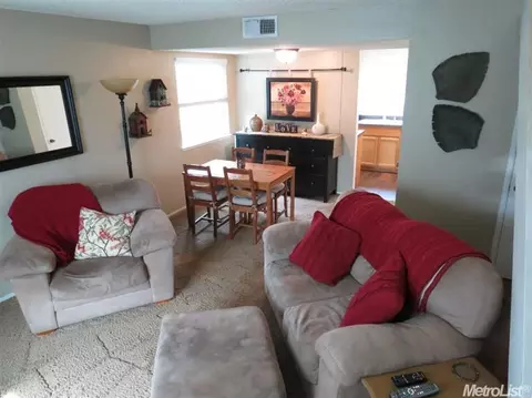4041 Oak Villa, Carmichael, CA 95608 photo 3