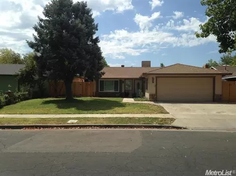 1242 Villa Dr, Merced, CA 95340 photo 1