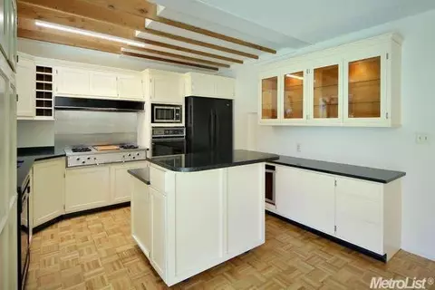 2329 Temple Dr, Davis, CA 95618 photo 16