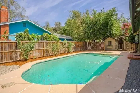 2329 Temple Dr, Davis, CA 95618 photo 5