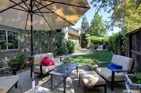 2525 Albany Ave, Davis, CA 95618 photo 17