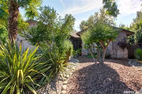 2525 Albany Ave, Davis, CA 95618 photo 1