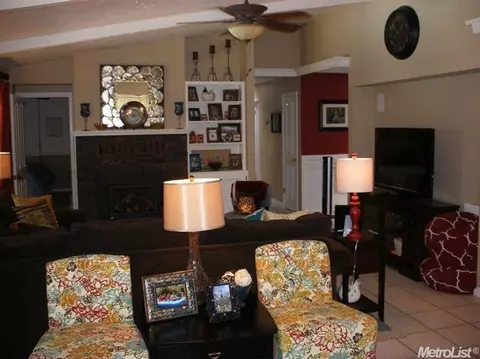 611 N Manley Rd, Ripon, CA 95366 photo 5