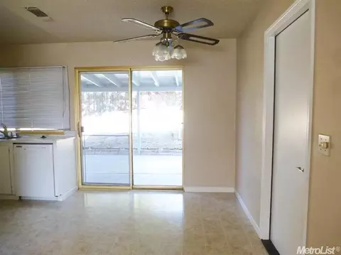 5120 Olean St, Fair Oaks, CA 95628 photo 4