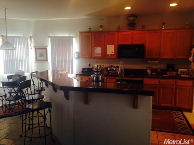 3976 Chateau Ln, Tracy, CA 95377 photo 2