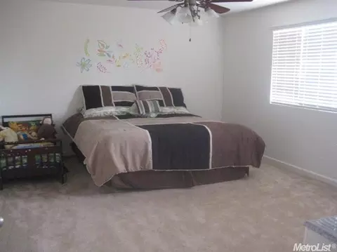 680 Town, Lathrop, CA 95330 photo 14