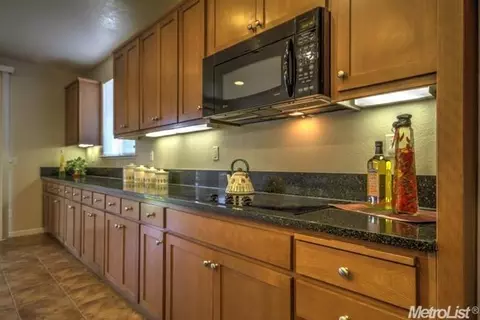 1737 Whisper Way, Manteca, CA 95337 photo 11