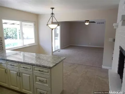 1701 Woodacre Ct, Carmichael, CA 95608 photo 8