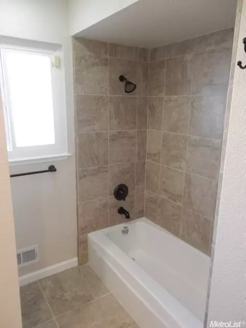 1701 Woodacre Ct, Carmichael, CA 95608 photo 15