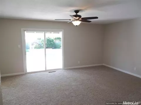 1701 Woodacre Ct, Carmichael, CA 95608 photo 11