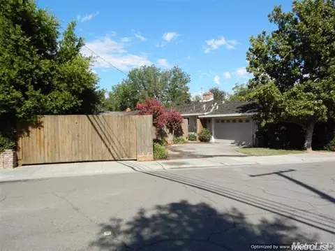 1701 Woodacre Ct, Carmichael, CA 95608 photo 3