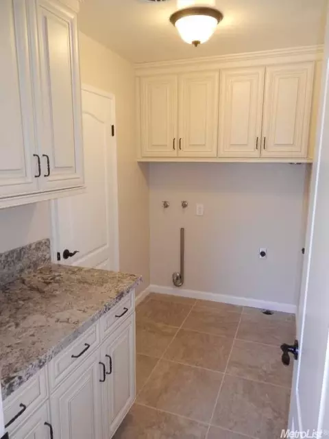 1701 Woodacre Ct, Carmichael, CA 95608 photo 20