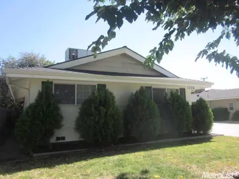 226 Coronado Way, Tracy, CA 95376 photo 2