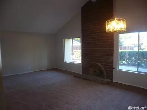 717 Lawn Ct, Tracy, CA 95376 photo 8