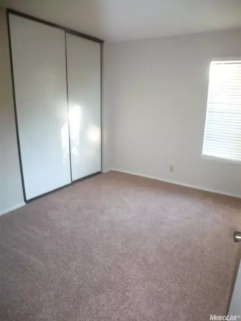 717 Lawn Ct, Tracy, CA 95376 photo 9