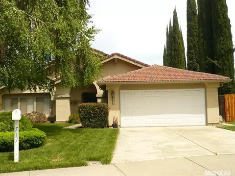 717 Lawn Ct, Tracy, CA 95376 photo 1