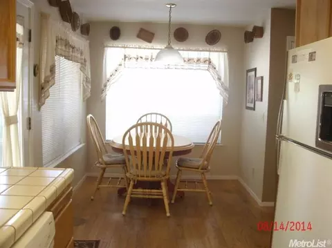 7839 Crestleigh Ct, Antelope, CA 95843 photo 5
