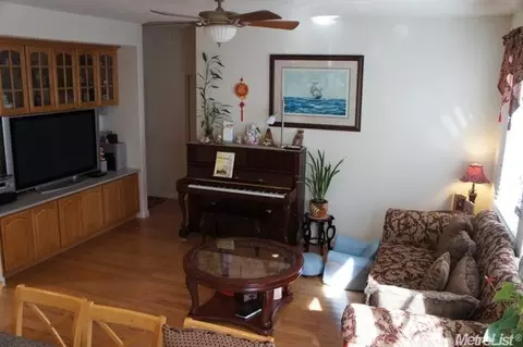 5389 Elderdown Way, Sacramento, CA 95835 photo 7