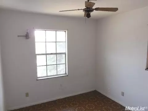 1433 Park St, Lodi, CA 95242 photo 11