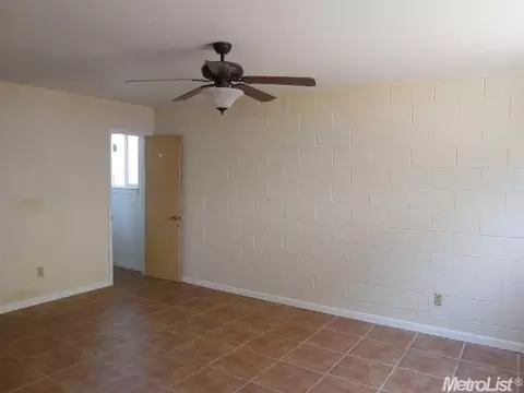 1433 Park St, Lodi, CA 95242 photo 16