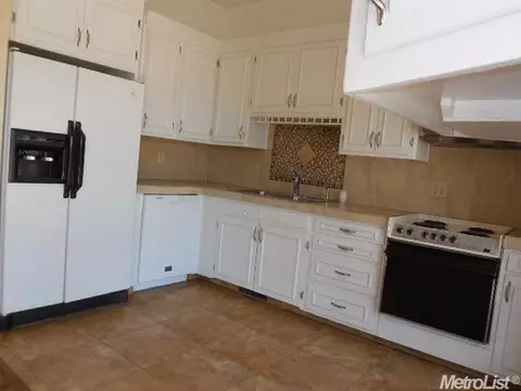 1433 Park St, Lodi, CA 95242 photo 8