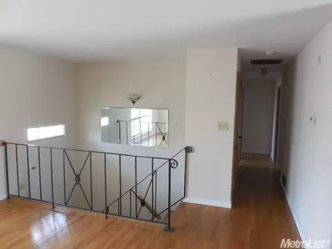 1433 Park St, Lodi, CA 95242 photo 6
