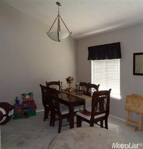 640 Fullerton Dr, Turlock, CA 95382 photo 7
