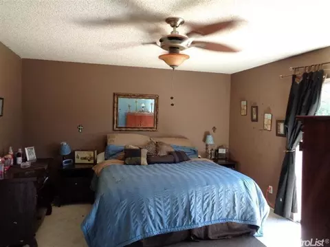 640 Fullerton Dr, Turlock, CA 95382 photo 9