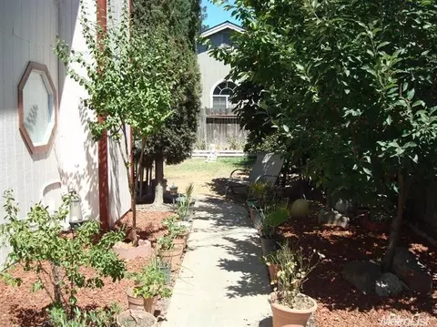 2911 Tamarind Ct, Antelope, CA 95843 photo 6