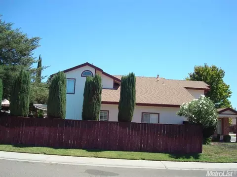2911 Tamarind Ct, Antelope, CA 95843 photo 4