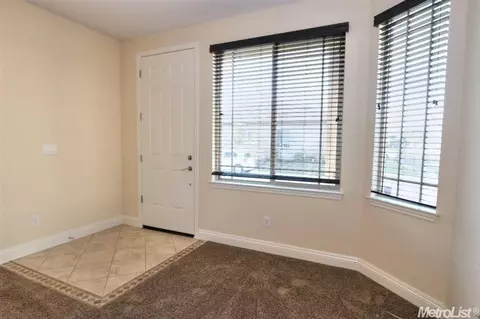 6012 Odelia Ln, Carmichael, CA 95608 photo 8