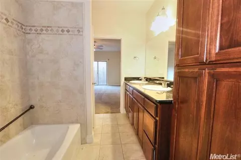 6012 Odelia Ln, Carmichael, CA 95608 photo 13