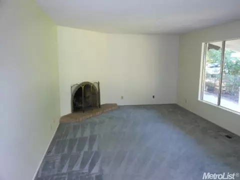5525 Arden Way, Carmichael, CA 95608 photo 9