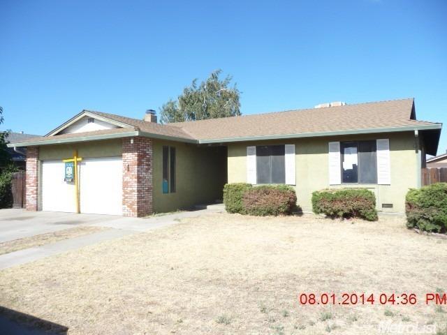 912 Ebbetts Ave, Manteca, CA 95337 photo 1