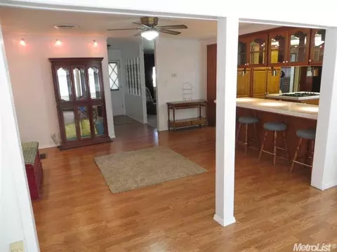 2230 Surrey Ave, Modesto, CA 95355 photo 6
