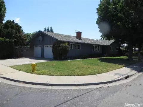 2230 Surrey Ave, Modesto, CA 95355 photo 2