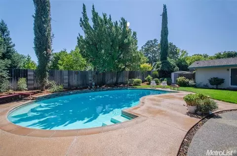 4770 Rustic Oak Way, Carmichael, CA 95608 photo 18