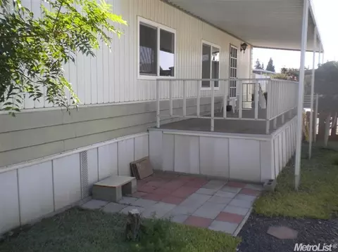 3900 Moana Way, Modesto, CA 95355 photo 2